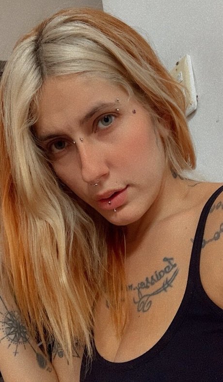 exvadiacareca desnuda onlyfans