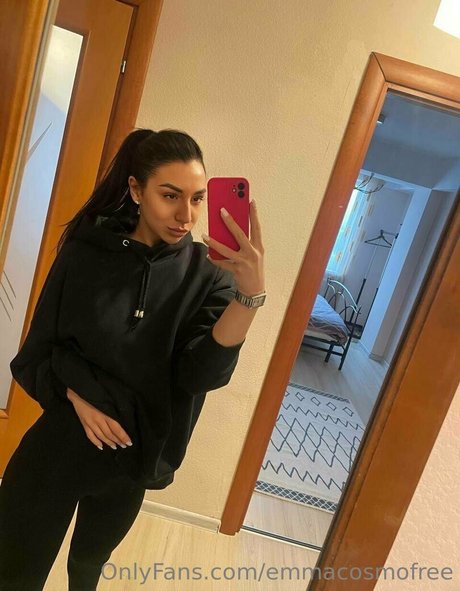 emmacosmo leak onlyfans