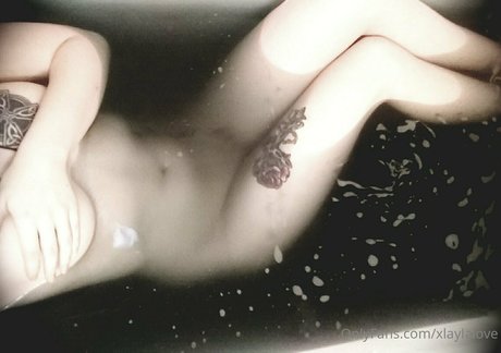 xlaylalove onlyfans naked