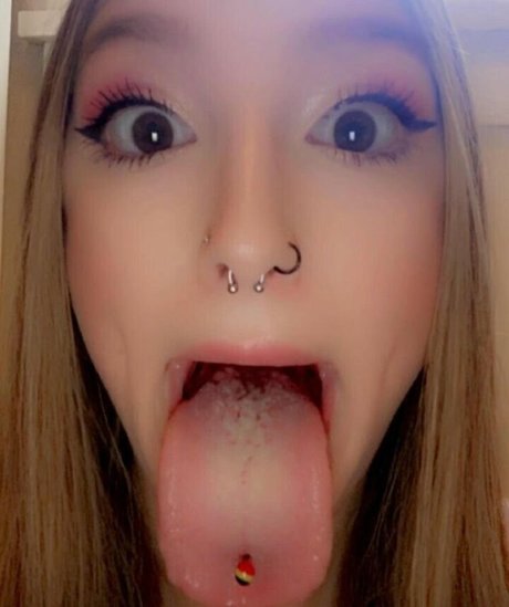 Alana Kinley only fans nude leaks