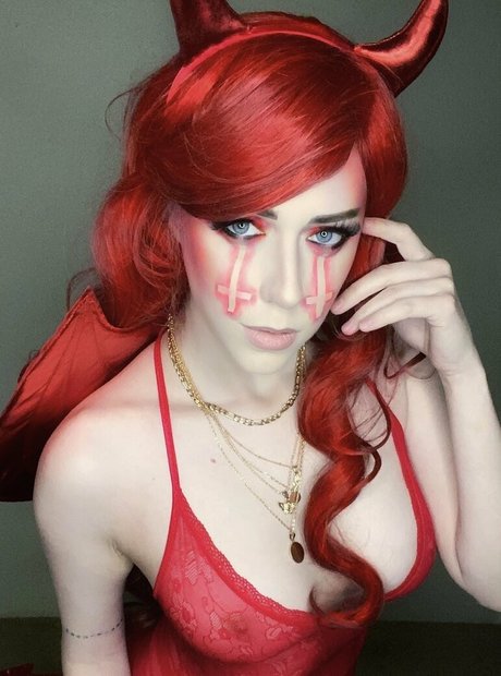 camghoul Profile pic