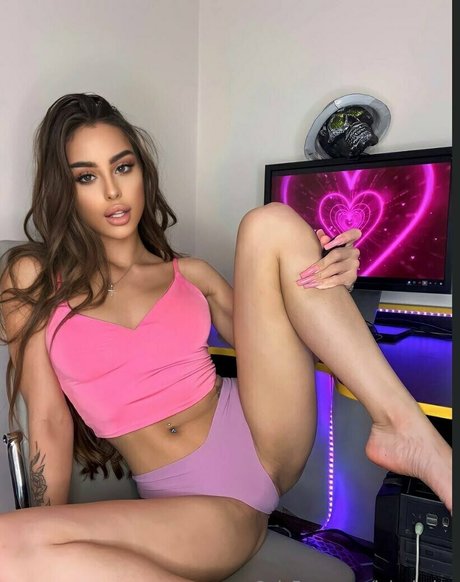 lola baby onlyfans sextape