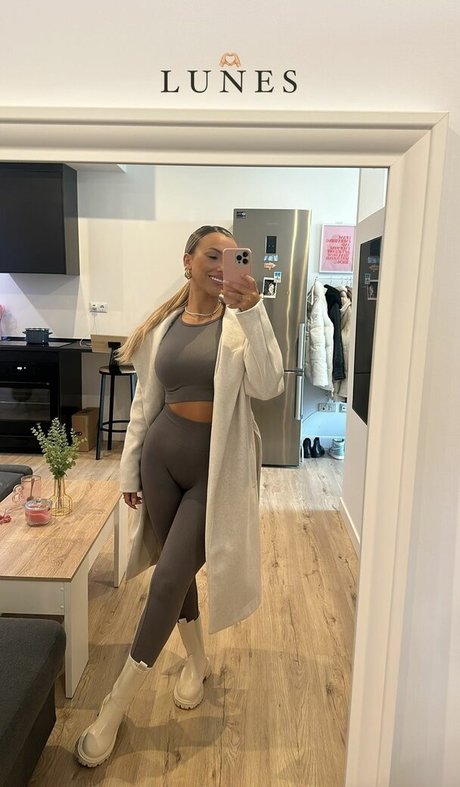 Maria Brunn onlyfans leaked pics