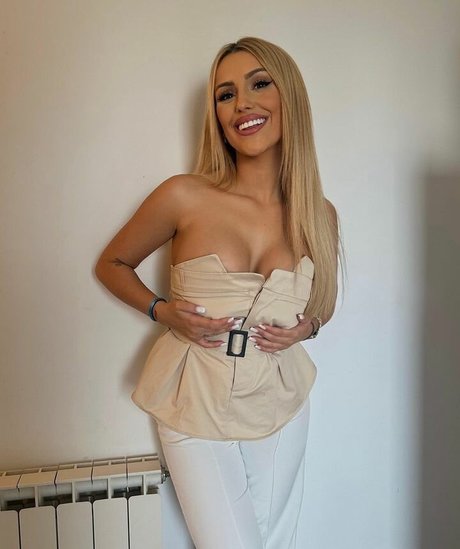 Maria Brunn Profile pic