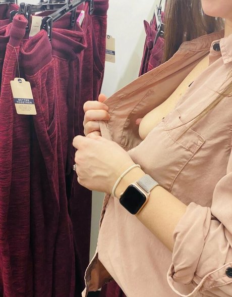 NipplyNurse onlyfans leaks nudes