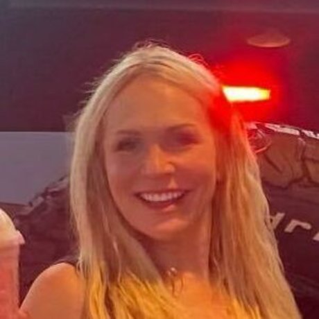 Barbara Alyn Woods leaked onlyfans pics