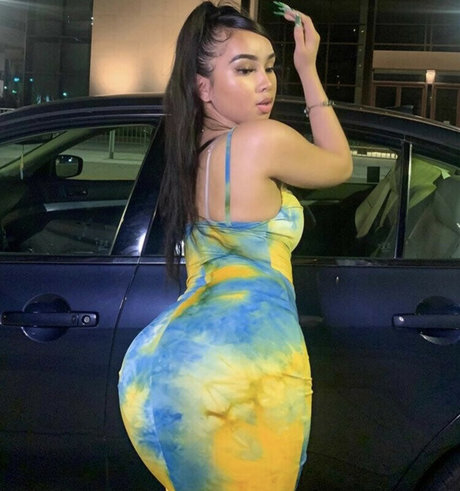 Julianarmah onlyfans model images