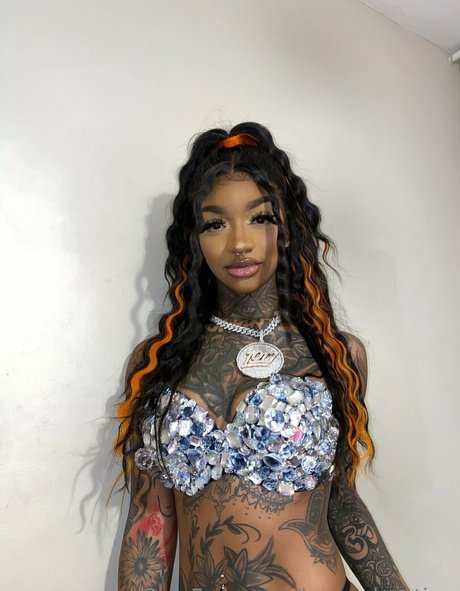 luvenchanting only fans leak nude