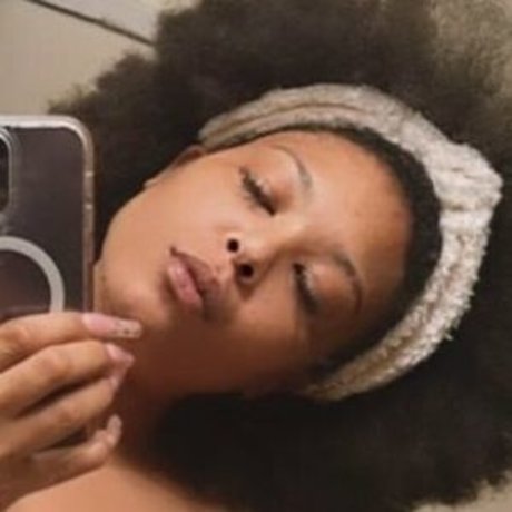 Moniece Slaughter pics onlyfans