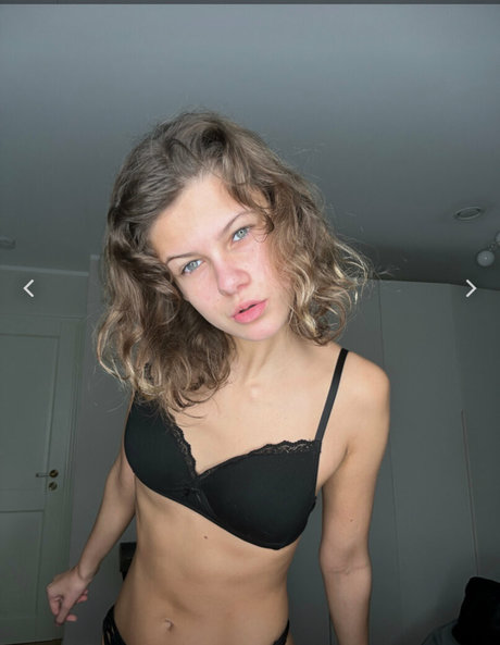 Bella Jone new onlyfans leak