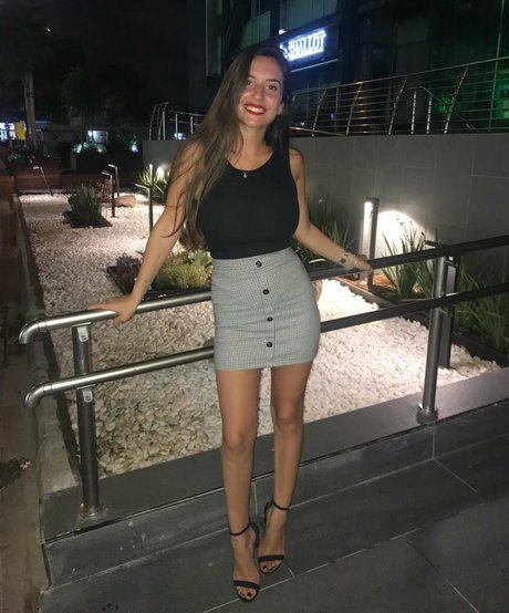 Sapir Hazansky onlyfans pics