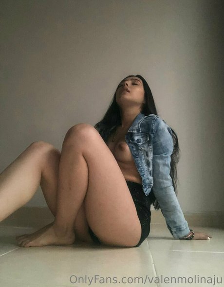 valenmolinaju onlyfans naked