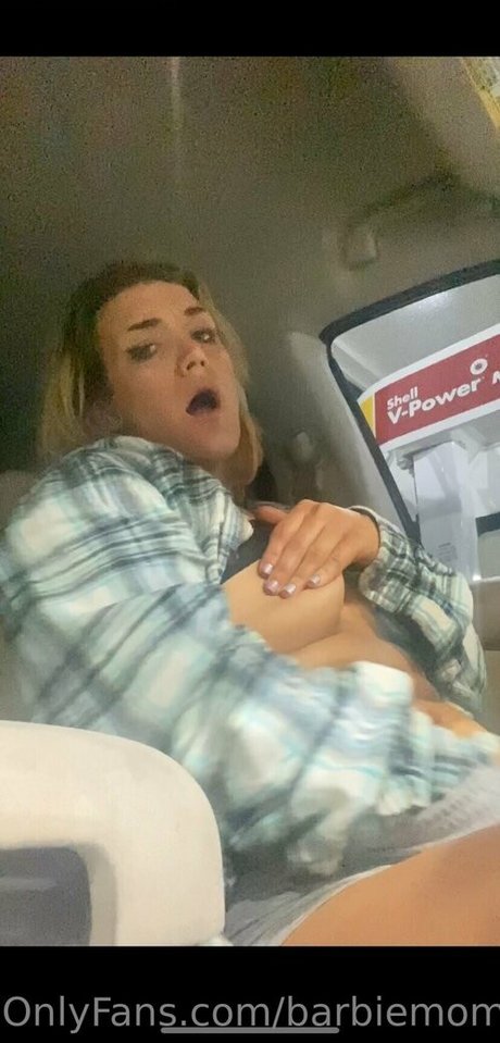 gabrielleadams onlyfans naked leaked