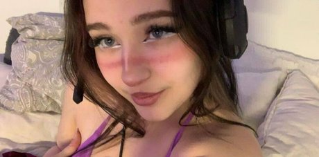 alexa vaisa Profile pic