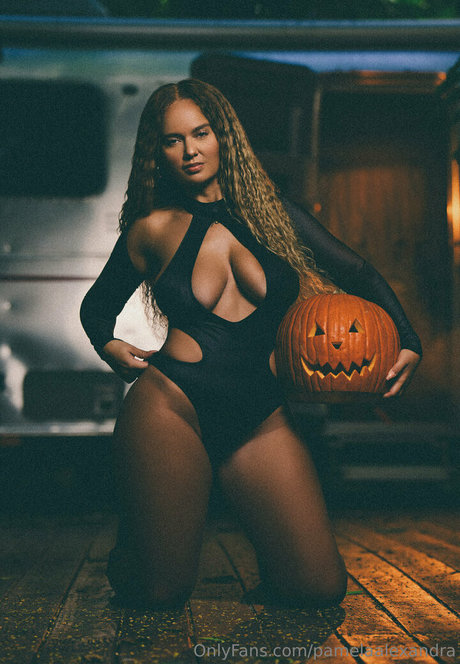 pamelaalexandra onlyfans porn