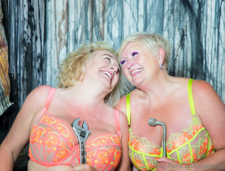 ukjoolz only fans naked