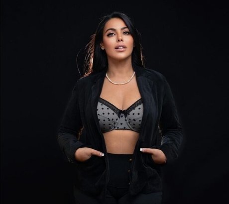 Miss Amal leaked onlyfans pics