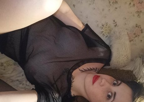 tatianaik porn onlyfans