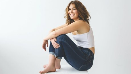 Sophie Nelisse onlyfans model images