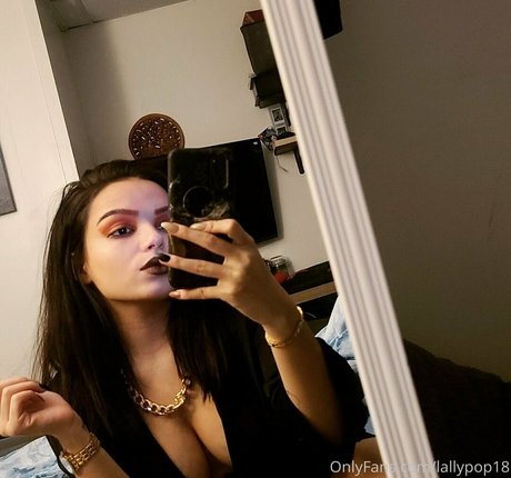 lallypop18 nude porn onlyfans