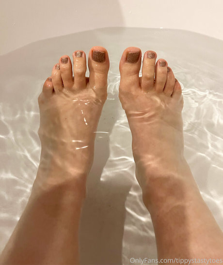 tippystastytoes nude leak onlyfans