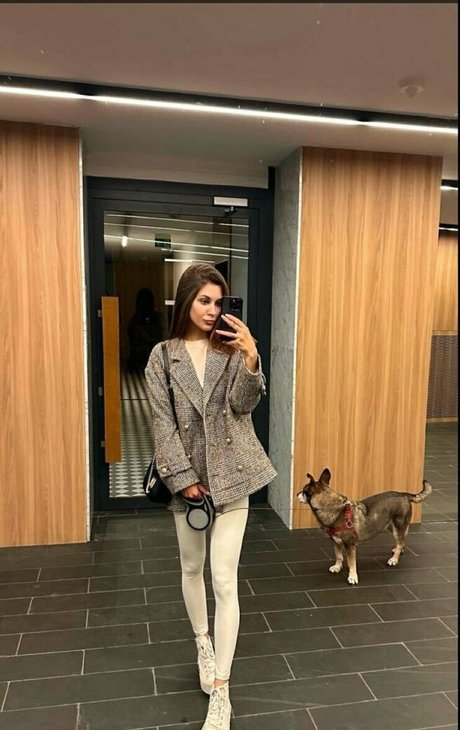 aliss foxy only fans pics