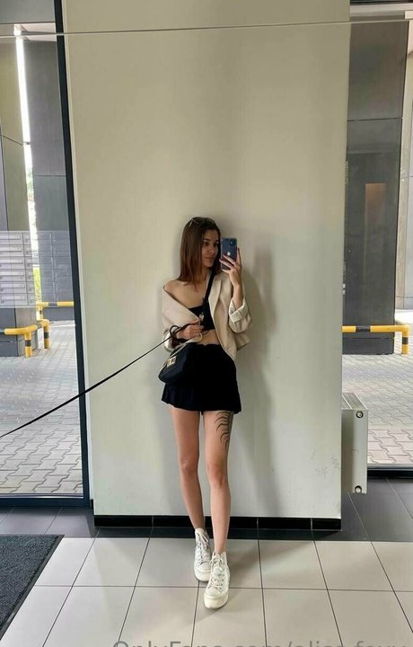 aliss foxy naked onlyfans leaks