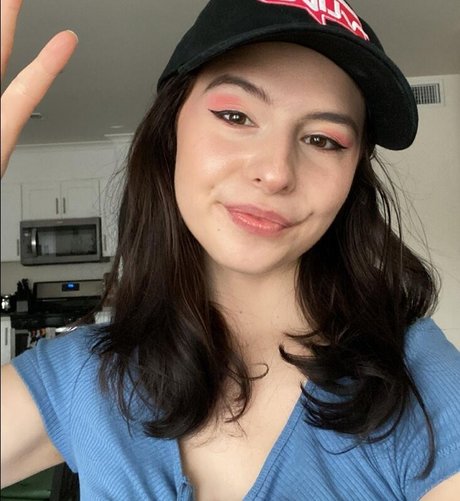 Chelsea Cook onlyfans hot