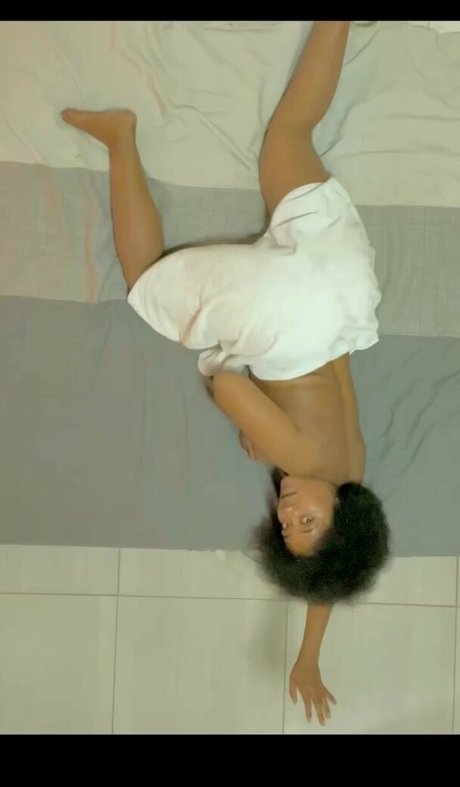 Bella Batista onlyfans nude leaked