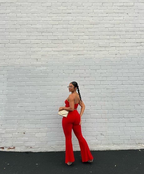 Scarlet May only fans.