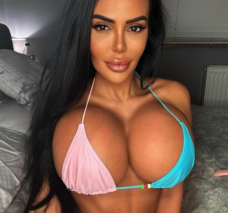 Holly James porn onlyfans