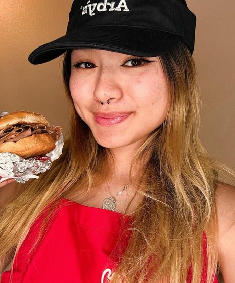 aznbbyegg onlyfans leakd