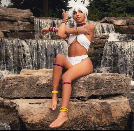 Juliet Cascaii onlyfans pictures