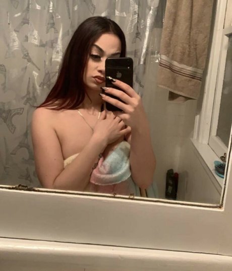 Cierra Maldonado onlyfans nude photos