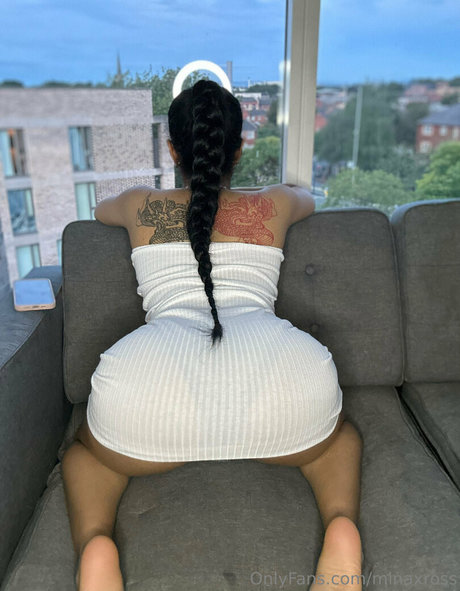 minaxross onlyfans leak sex