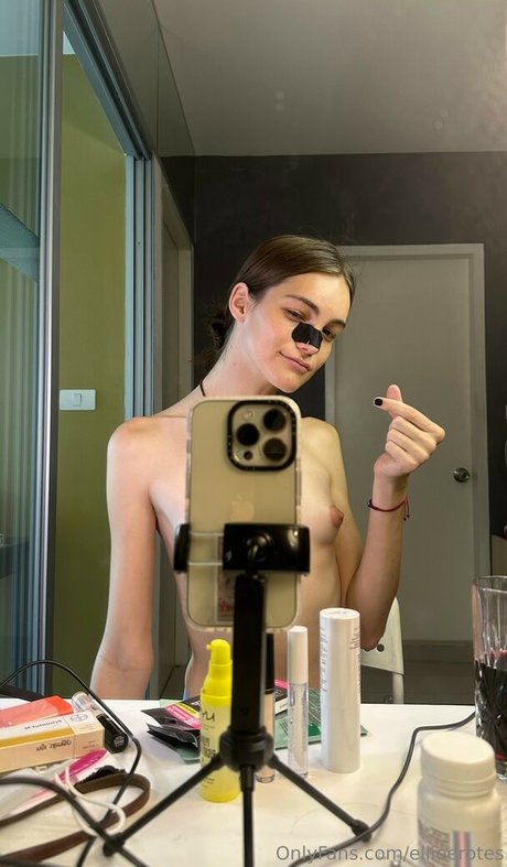 ellieerotes nude leak onlyfans