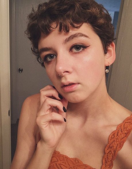 Katherine Hudson onlyfans leaks xxx