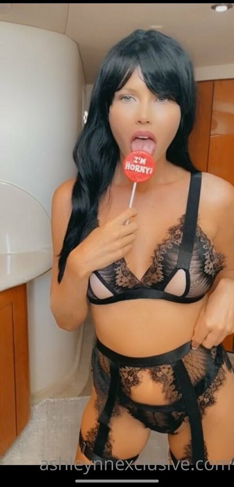 ashleybelle onlyfans pictures