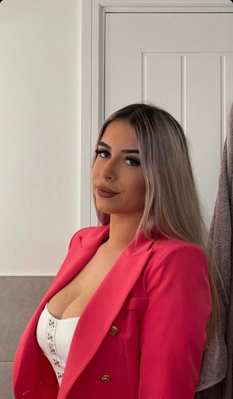 Lucy Scales only fans leaks porn