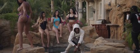 Luluhoneyz nude only fans