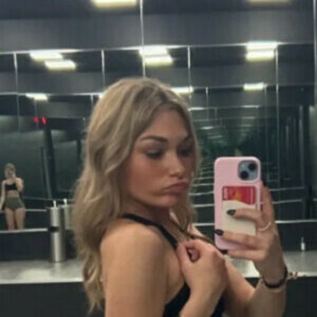 Tessalee onlyfans model photos