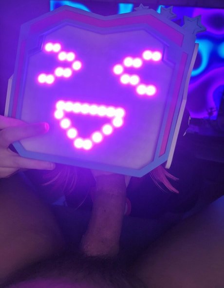 Tenshivenus is on onlyfans