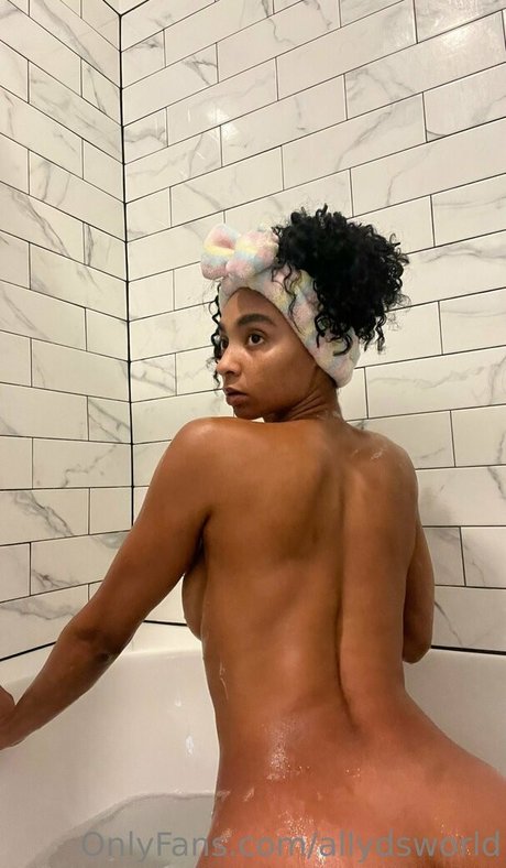 allydsworld onlyfans nude
