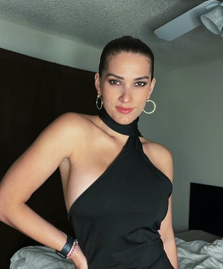 Vicwhispers onlyfans naked