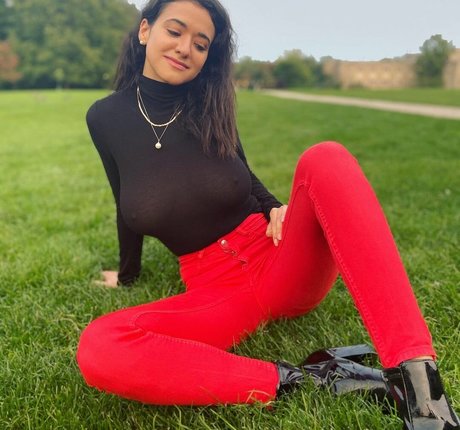 Elizabeth Danu onlyfans leaks