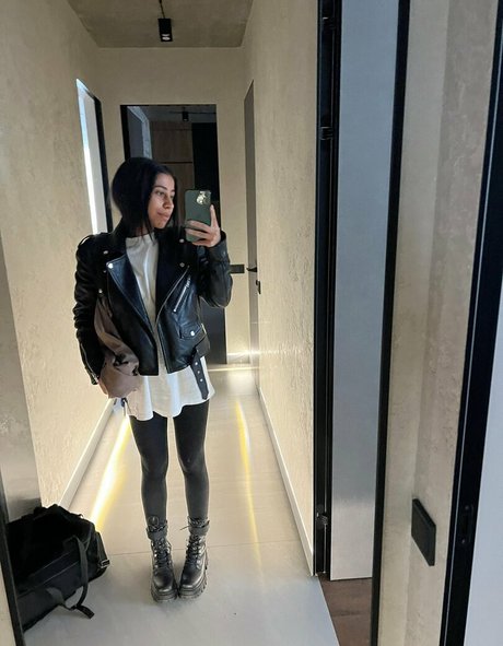 daya wifey onlyfans ass