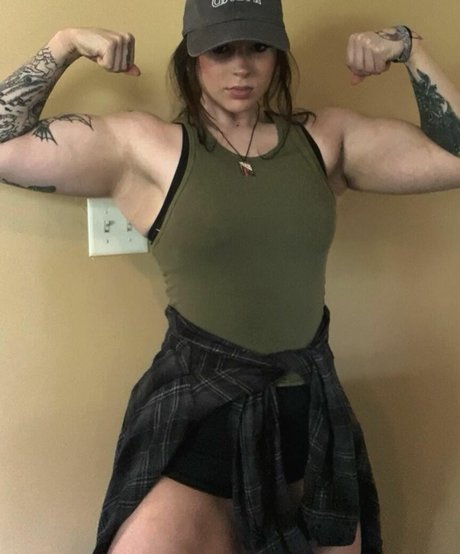 Professionalweakgirl onlyfans nude content