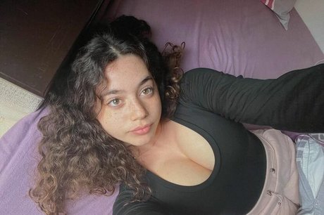 Gali Golan onlyfans model photos