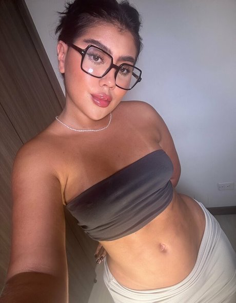 Charlote Rouge onlyfans nude photos