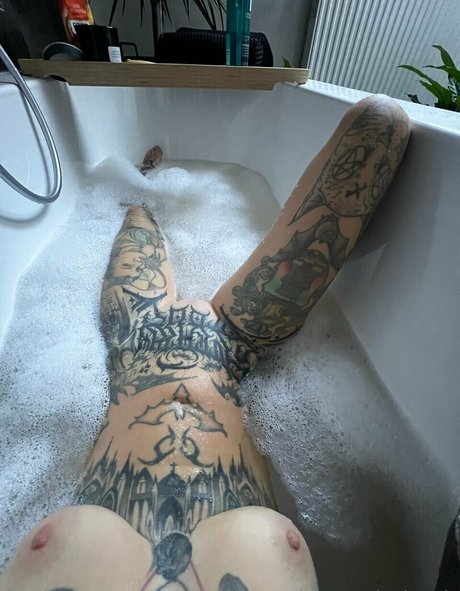 Kristy Von Kashyyyk leaked onlyfans photos